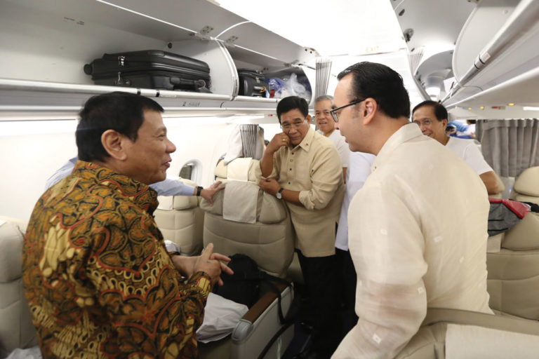 Palace sees no reason for Cayetano to quit DFA