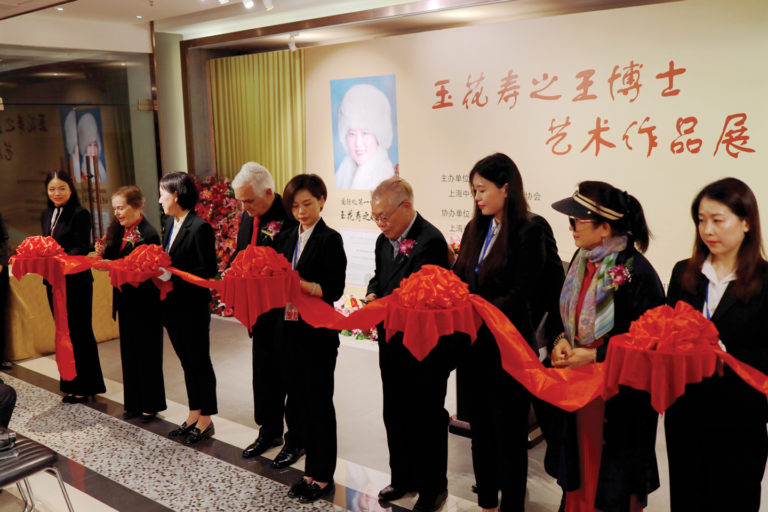 There Finally Is A Preeminent International Asian Art Maestro Whose Exhibition Greatly Astounds the Art World And Requires Visitors’ Flow Control