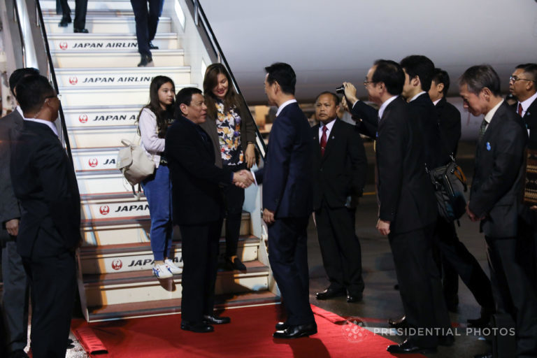 Palace: Japan trip not a reward for 20 Cabinet execs