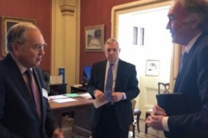 PH envoy meets US senators seeking De Lima release