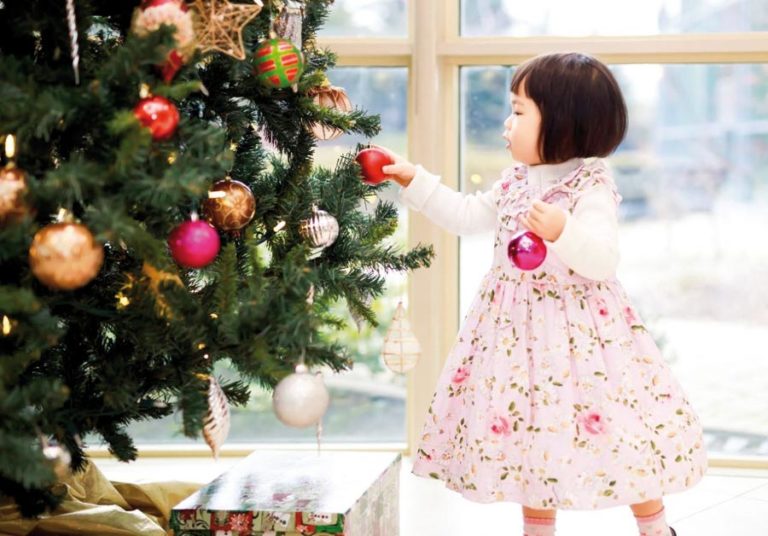 Red Cross: 10 ways to safely decorate your home