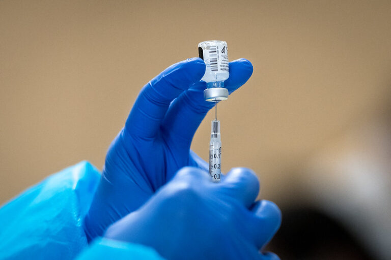 LA to prioritize second dose of COVID-19 vaccine this week