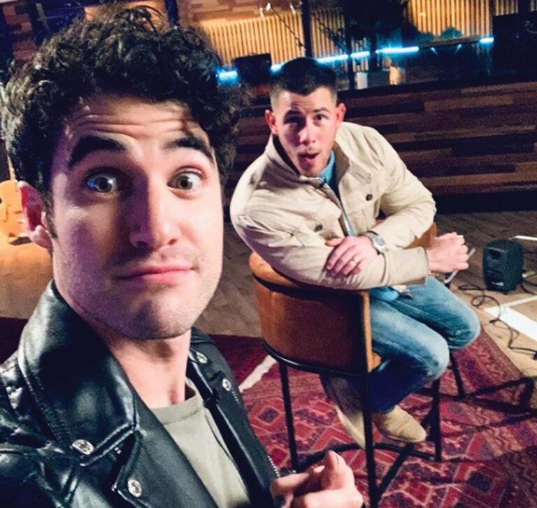 Actor Darren Criss joins ‘The Voice’