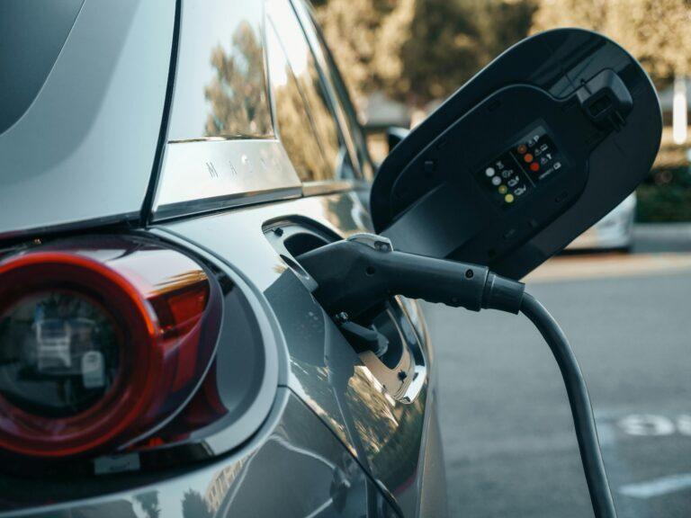 Trump Revokes California’s EV Mandates, Igniting Legal and Environmental Showdown